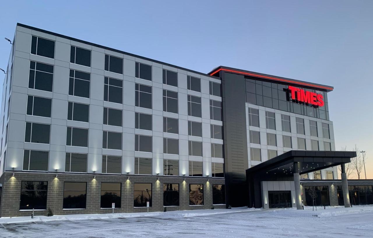 Grand Hotel Times Blainville-Mirabel Екстер'єр фото
