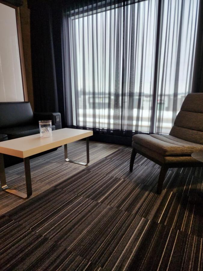 Grand Hotel Times Blainville-Mirabel Екстер'єр фото