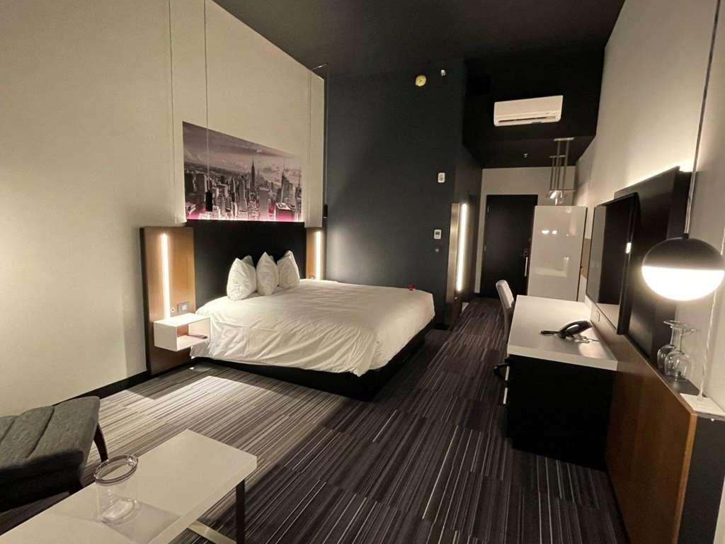 Grand Hotel Times Blainville-Mirabel Номер фото